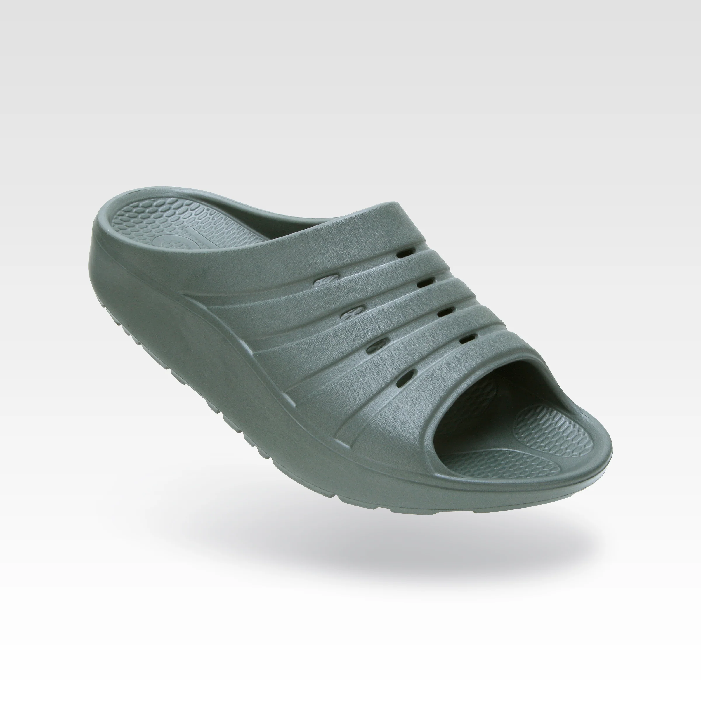 Recovery Slide, Nineteenth Green